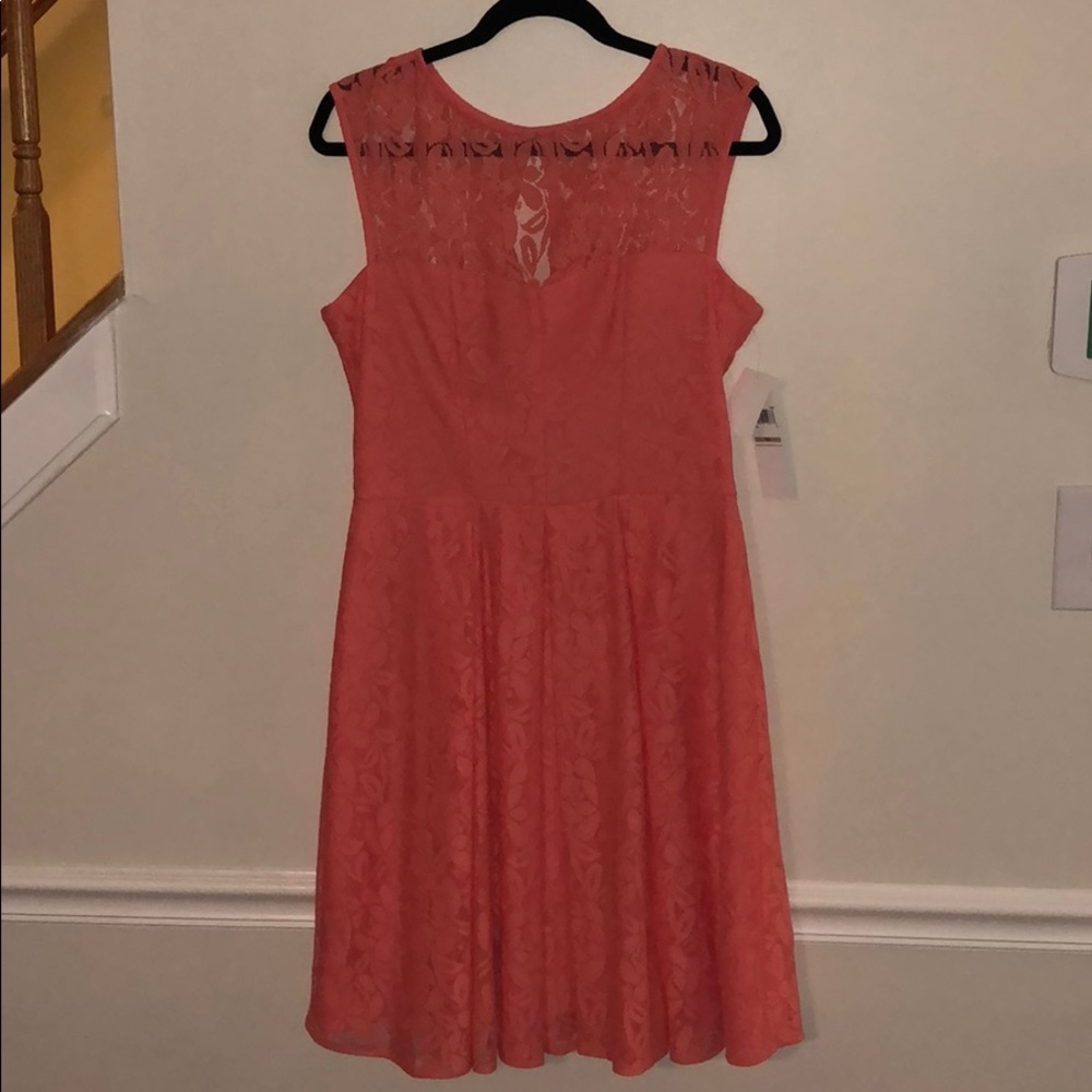 London Times Coral Lace Midi Dress